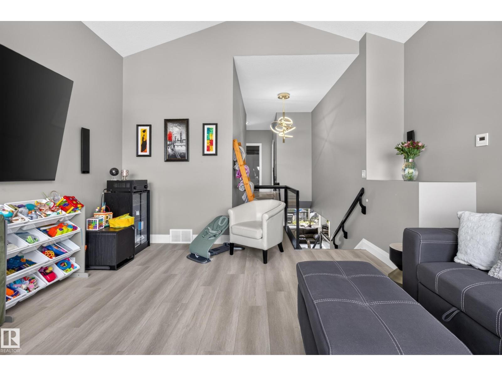 3617 CLAXTON PL SW - 32