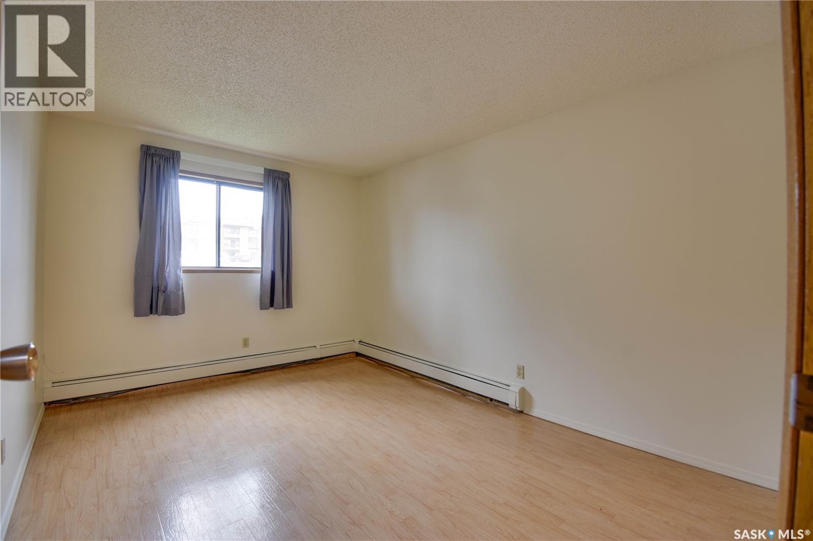 #101 375 Kingsmere BOULEVARD - Image 12