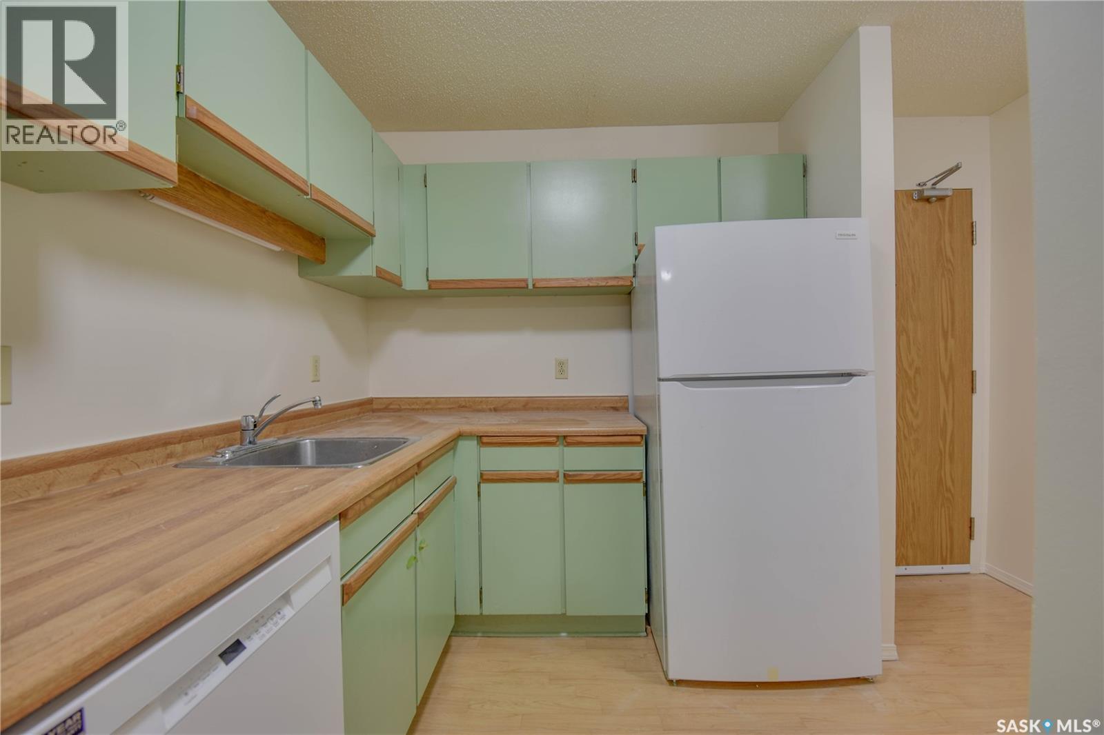 #101 375 Kingsmere BOULEVARD - Image 4