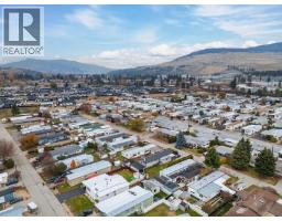 Kitchen - 720 Commonwealth Road Unit# 90, Kelowna, BC V4V1G7 Photo 9