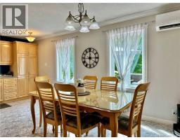 Sunroom - 25 Des Seigneurs Street, Edmundston, NB E3V5B1 Photo 7