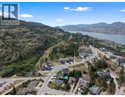 3224 Evergreen Drive, Penticton, BC V2A0H9 Photo 8
