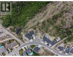 3224 Evergreen Drive, Penticton, BC V2A0H9 Photo 14