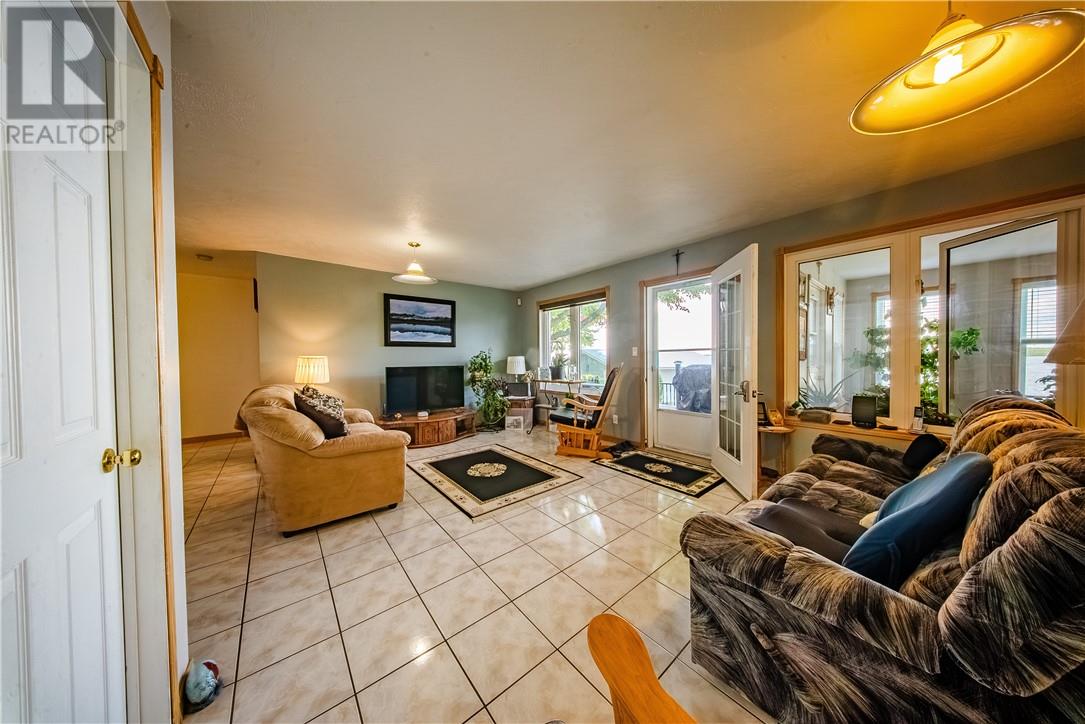 640 Lac Deux Milles Road - 14