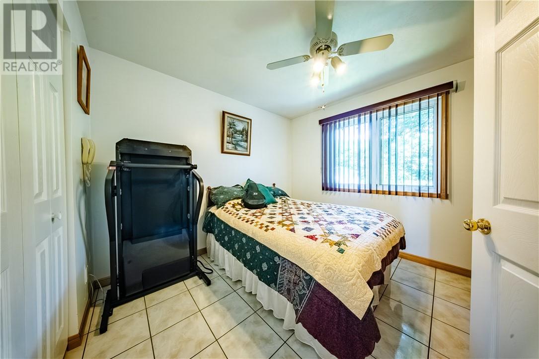 640 Lac Deux Milles Road - Image 22