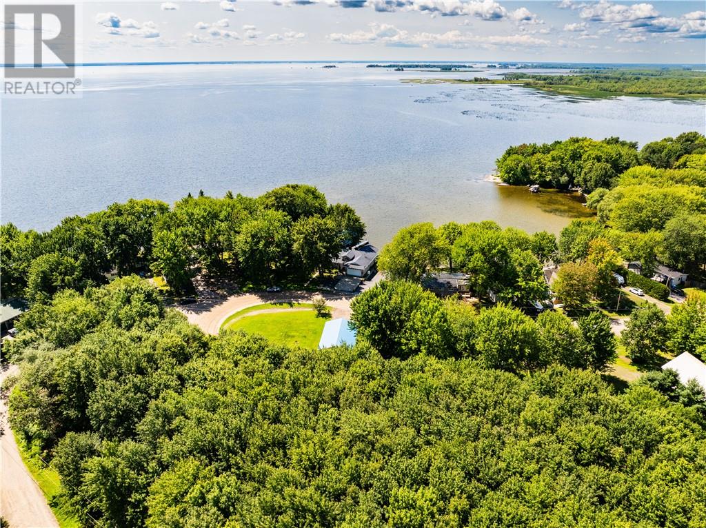 640 Lac Deux Milles Road - 31
