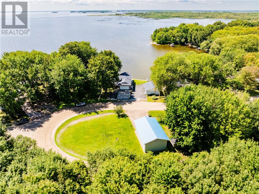 640 Lac Deux Milles Road - 32