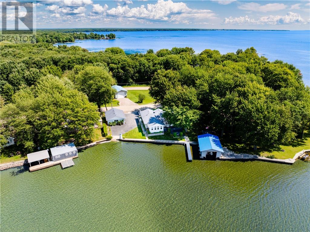 640 Lac Deux Milles Road - Image 36