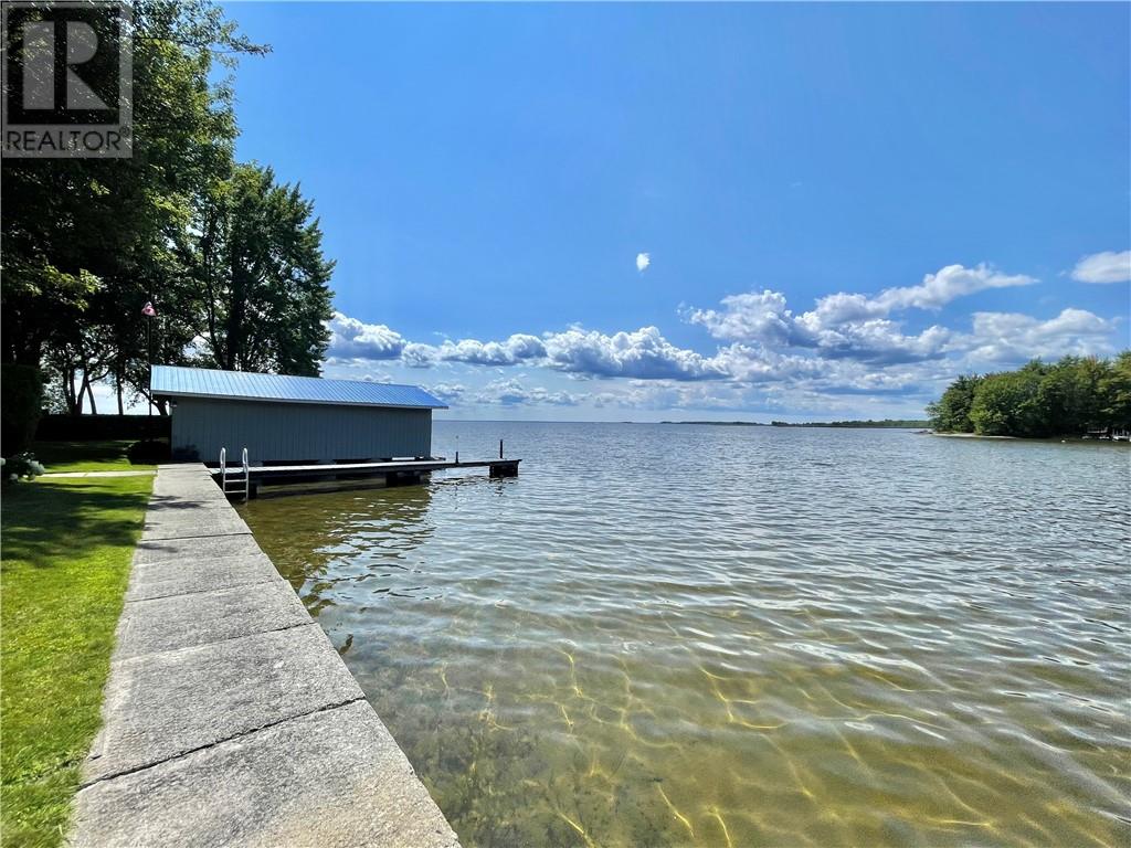 640 Lac Deux Milles Road - 62