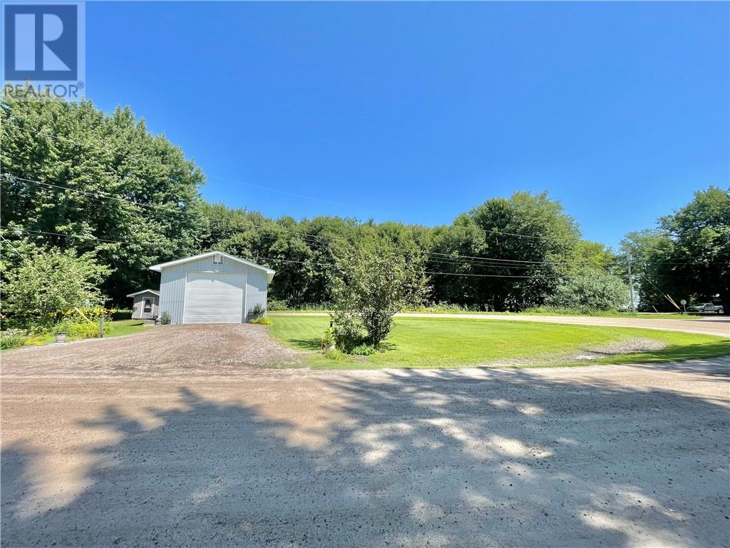 640 Lac Deux Milles Road - Image 69