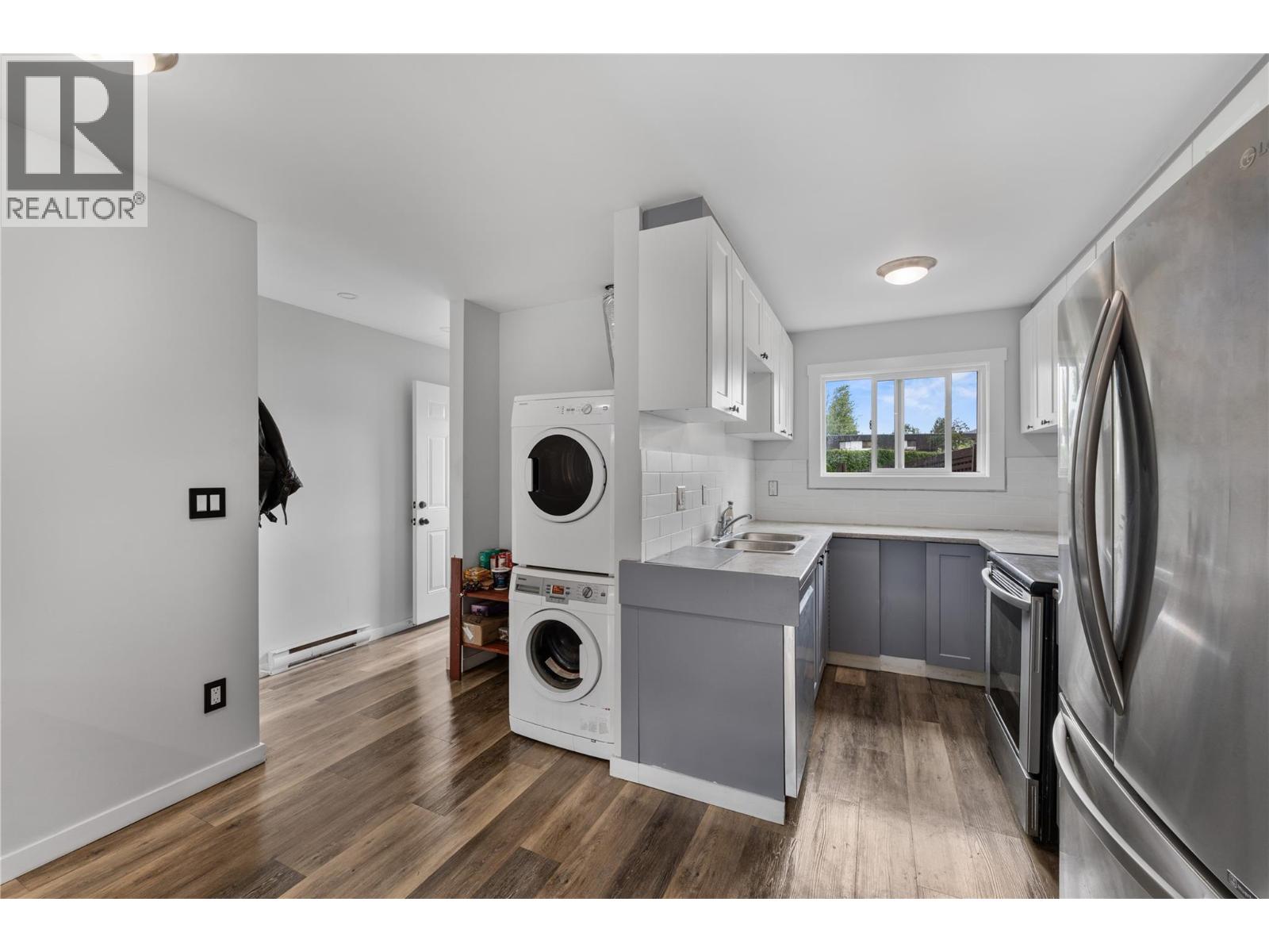 #5 3135 Walnut Street - Image 4