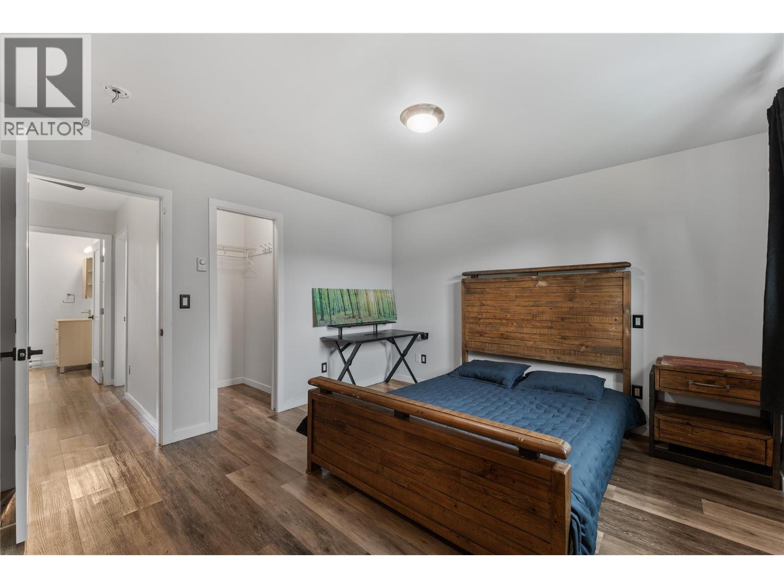 #5 3135 Walnut Street - Image 11
