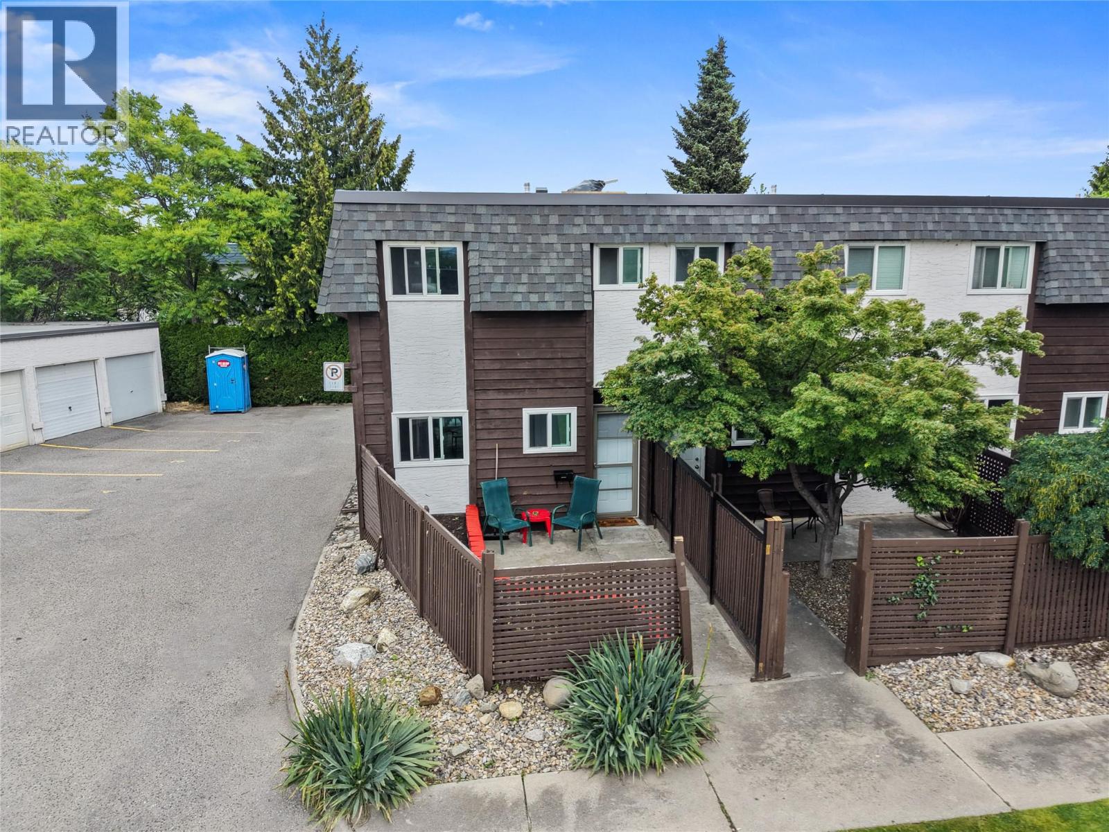 #5 3135 Walnut Street - Image 23