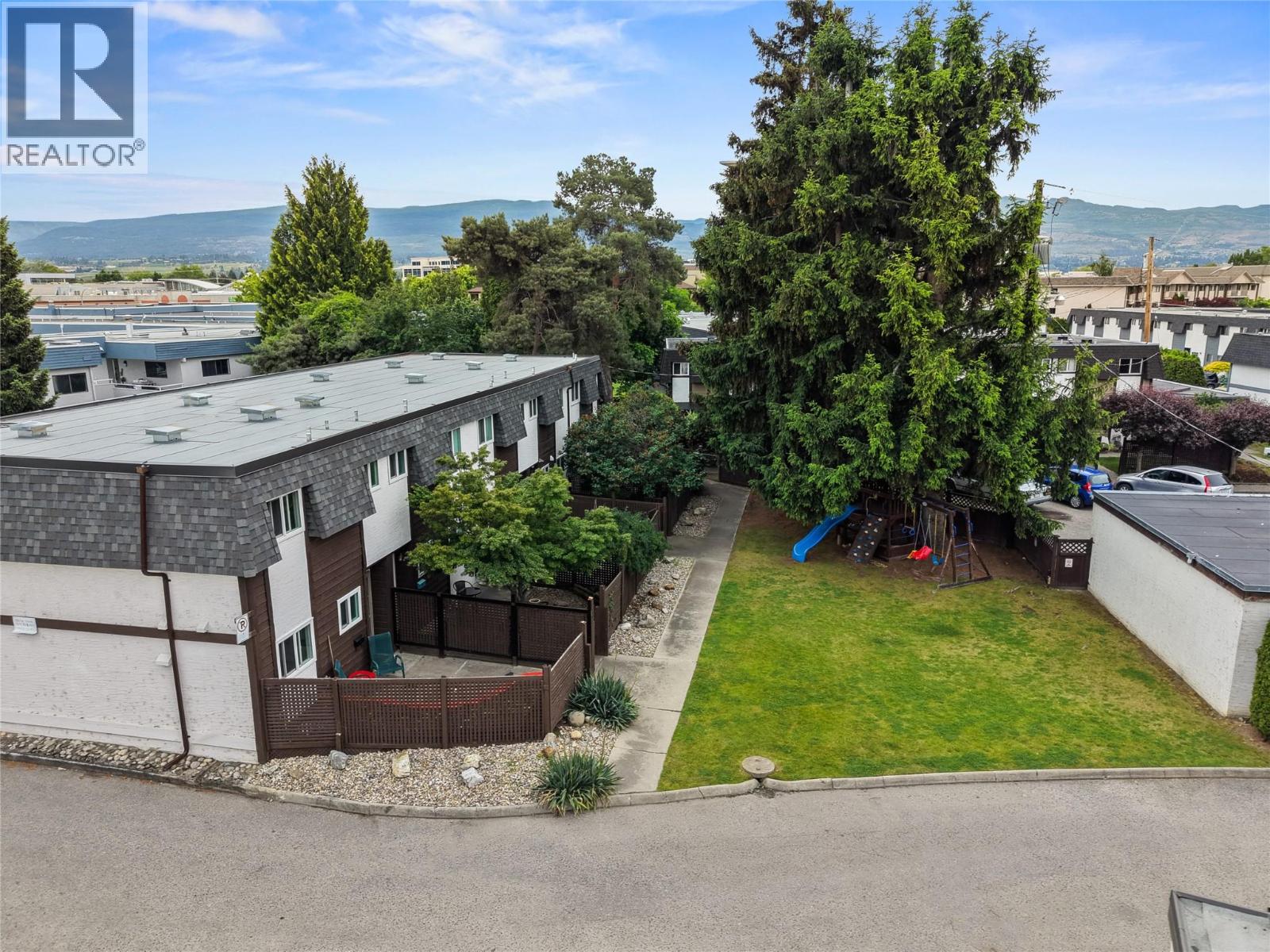 #5 3135 Walnut Street - Image 19