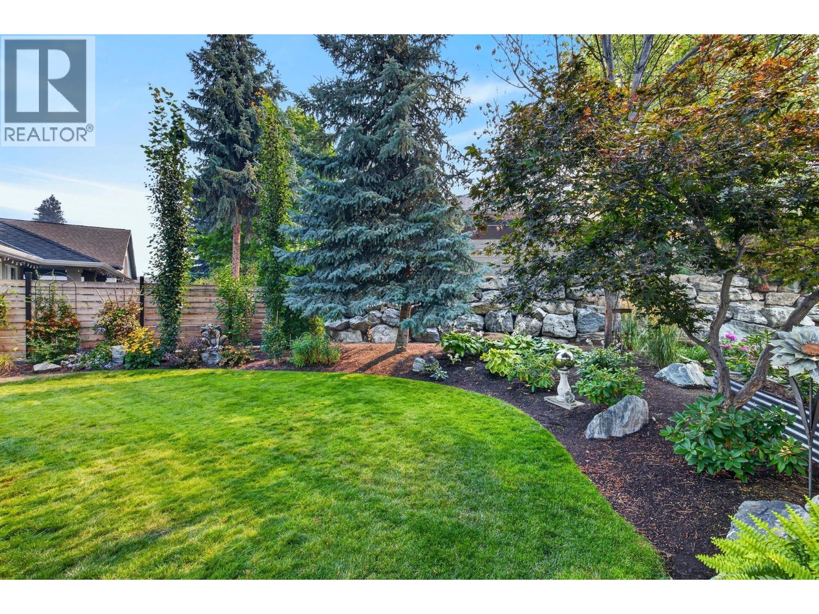 4023 Gallaghers Terrace, Kelowna