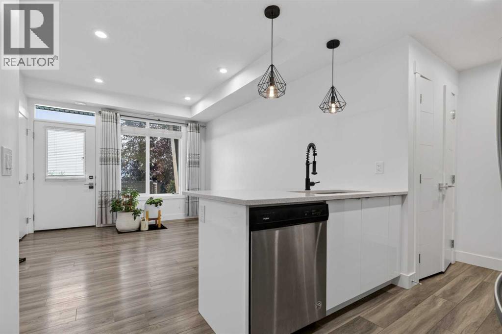 214 Seton Passage SE - 11