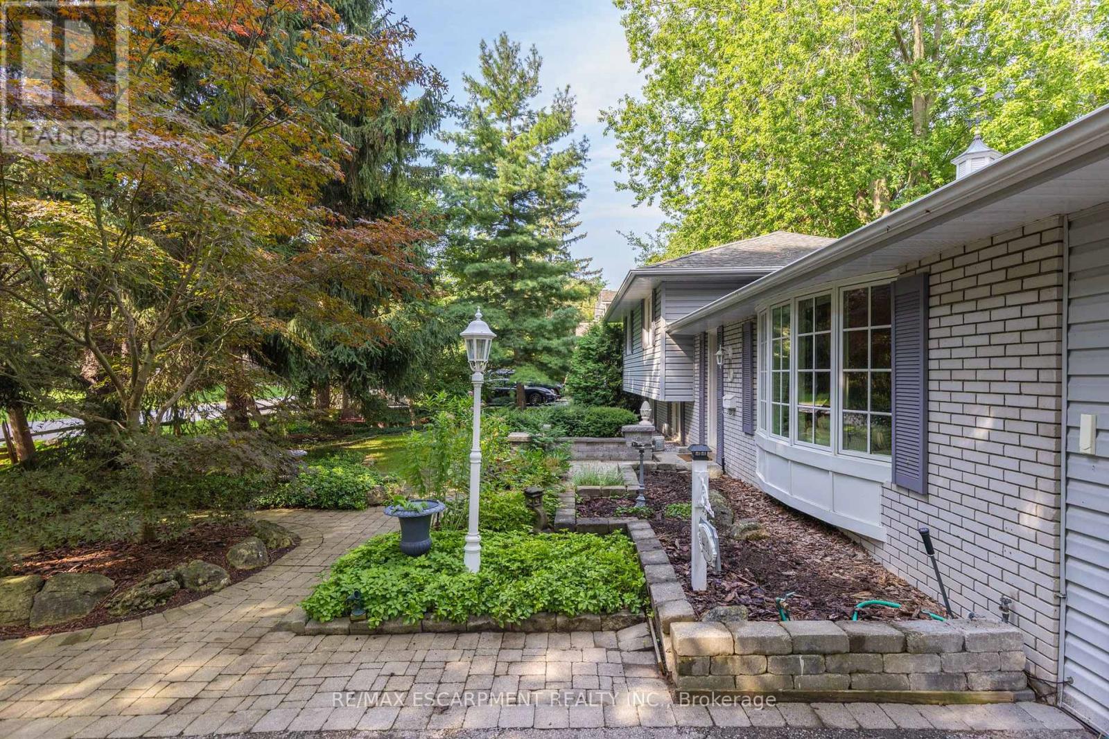 401 CAIRNCROFT ROAD - 29