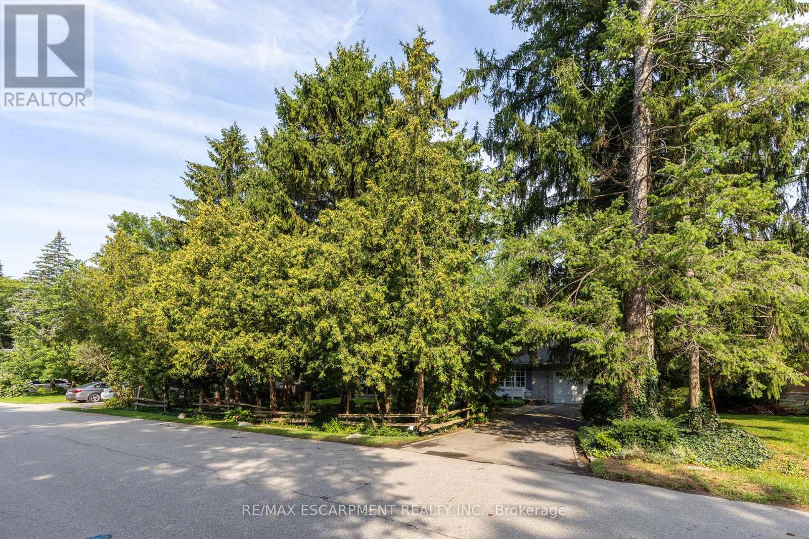 401 CAIRNCROFT ROAD - 31