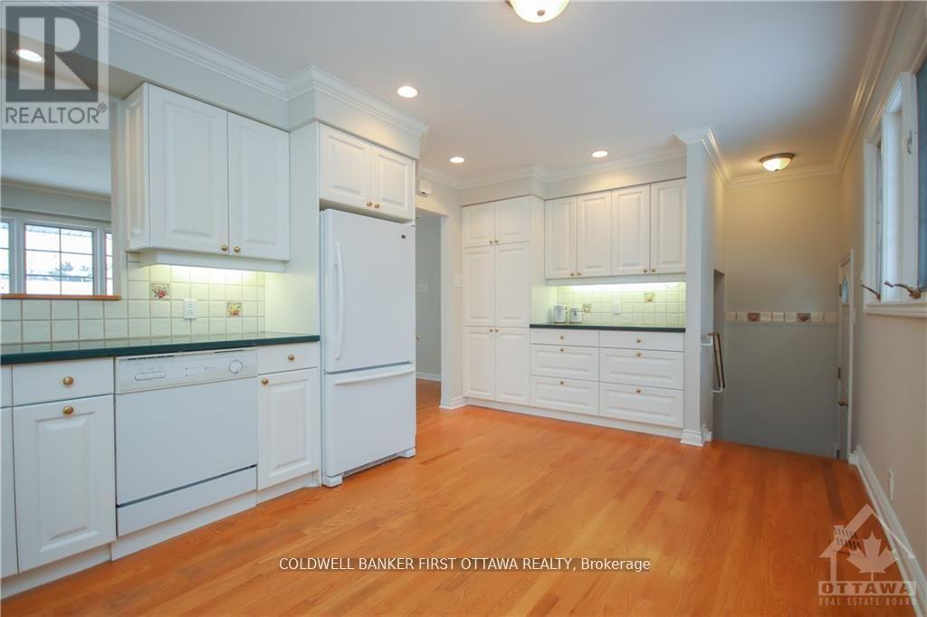 3 Bed, 2 Bath House for Rent in Ottawa – 74 HILLIARD AVENUE, Ottawa – MLS# X13683614 - Image 10