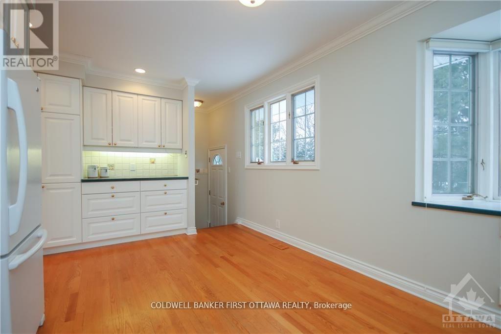 3 Bed, 2 Bath House for Rent in Ottawa – 74 HILLIARD AVENUE, Ottawa – MLS# X13683614 - Image 11