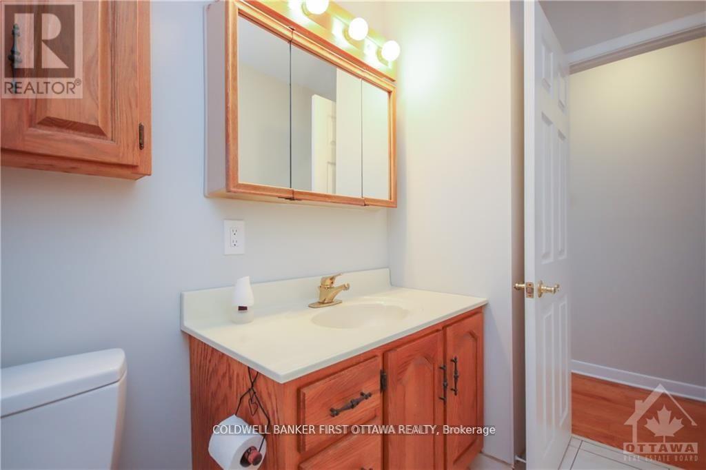 3 Bed, 2 Bath House for Rent in Ottawa – 74 HILLIARD AVENUE, Ottawa – MLS# X13683614 - Image 18