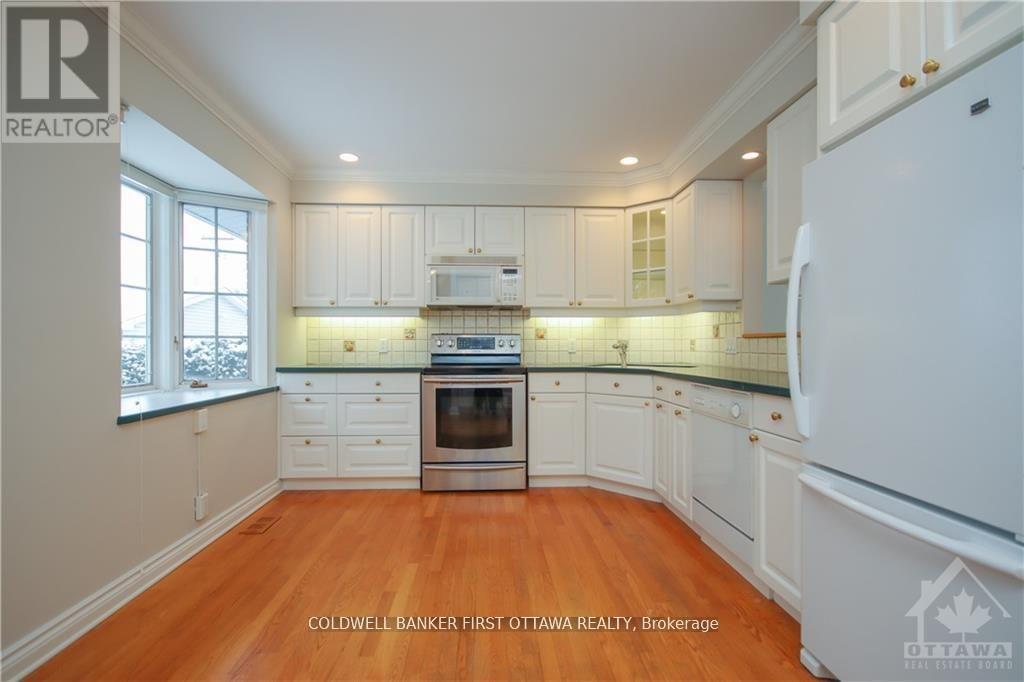 3 Bed, 2 Bath House for Rent in Ottawa – 74 HILLIARD AVENUE, Ottawa – MLS# X13683614 - Image 9