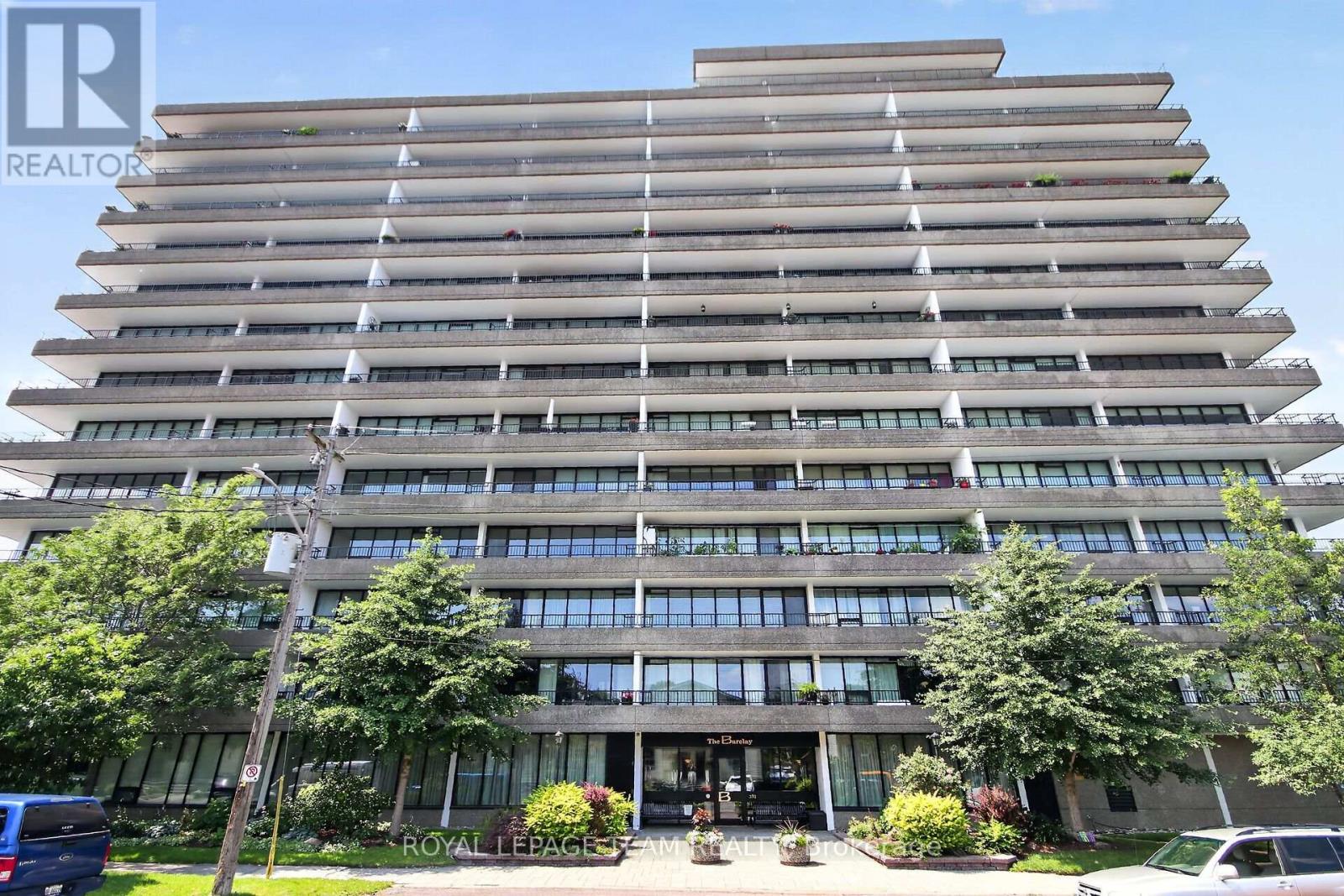 #405 370 DOMINION AVENUE - 1