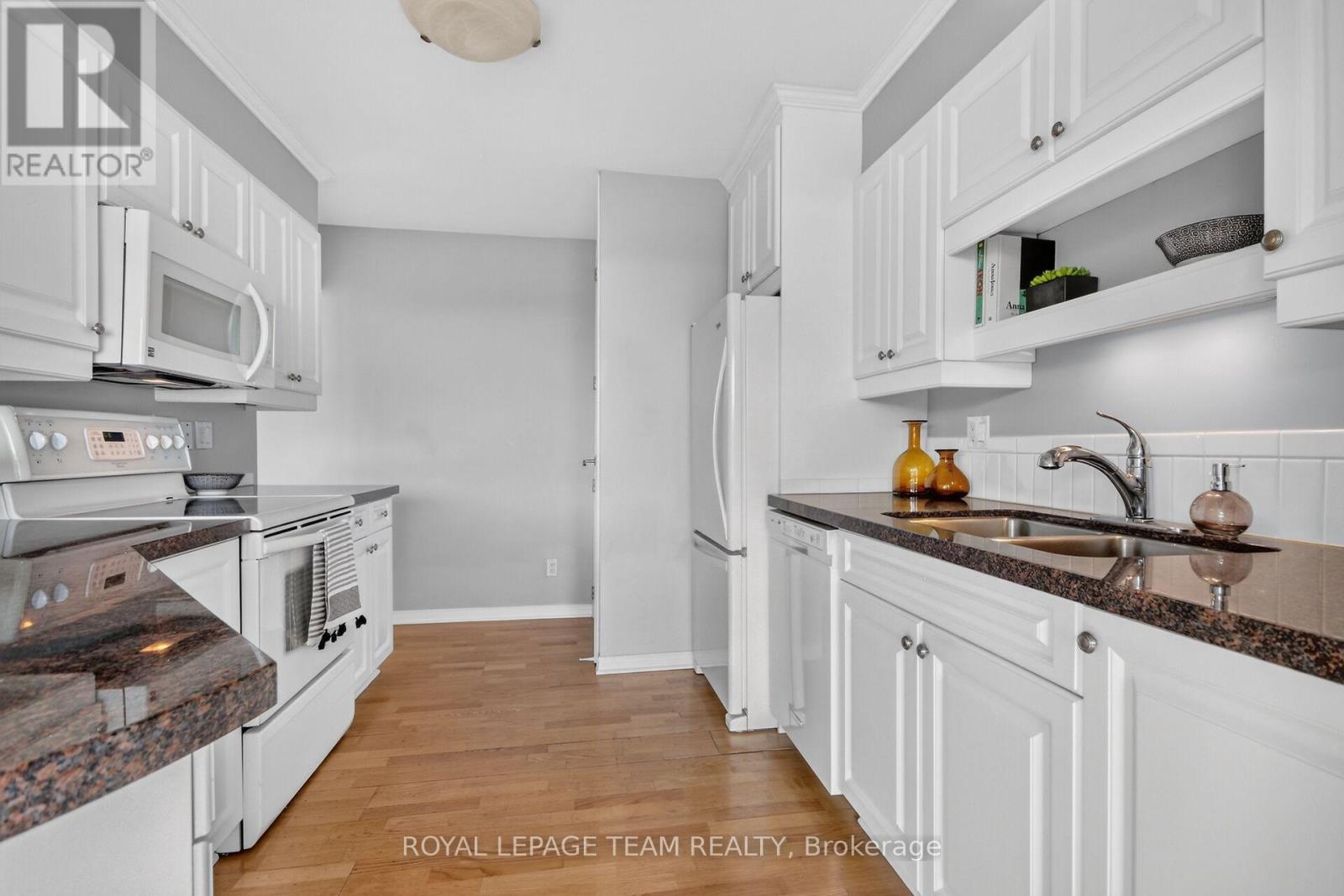 2 Bed, 2 Bath Apartment for Sale in Ottawa – 405 – 370 DOMINION AVENUE, Ottawa – MLS# X13683778 - Image 11