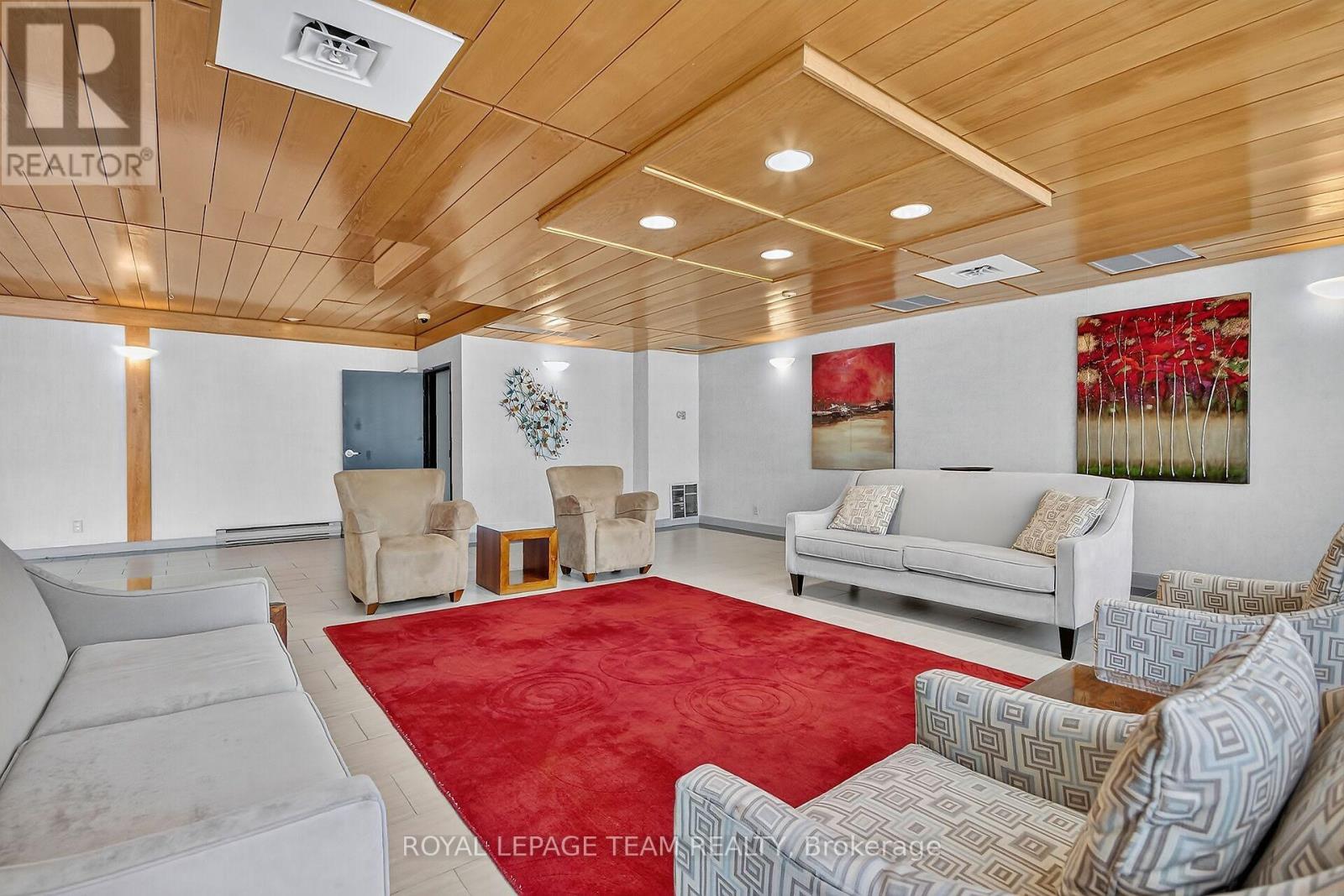 A lovely welcoming area for residents and guests!