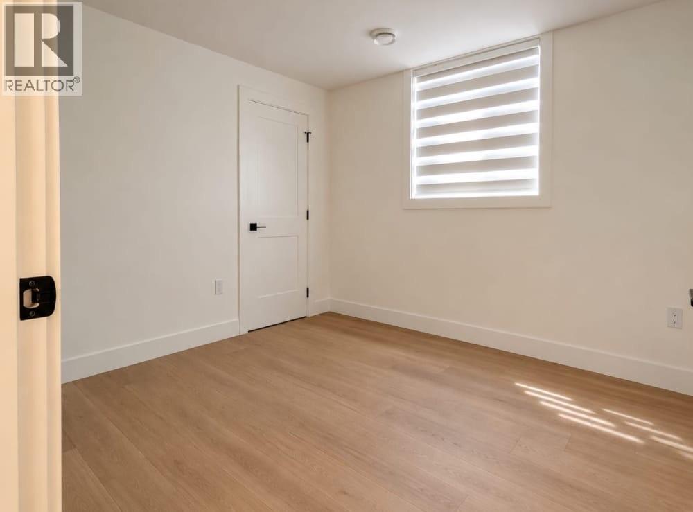 #1 304 Sumac Road - 16