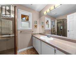 1409 Springfield Road, Kelowna, BC V1Y5V2 Photo 17