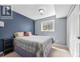 1409 Springfield Road, Kelowna, BC V1Y5V2 Photo 16
