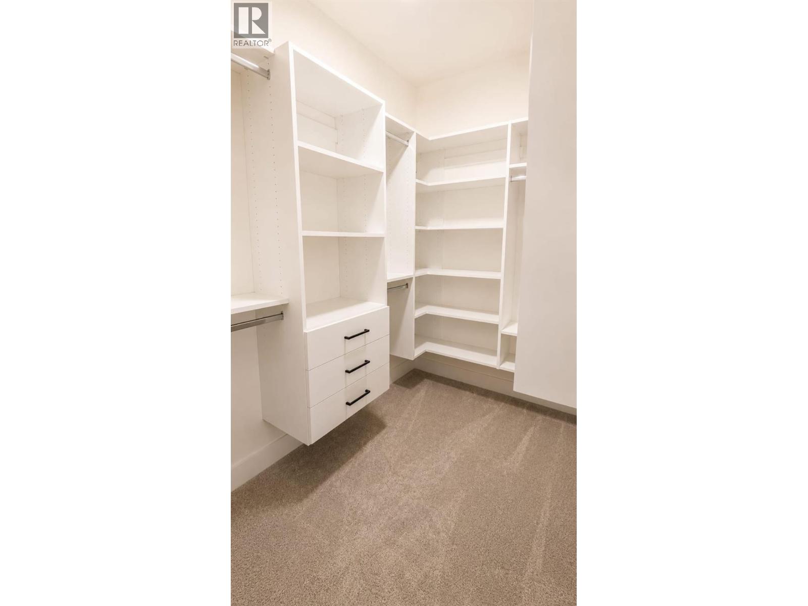 #1 304 Sumac Road - 26