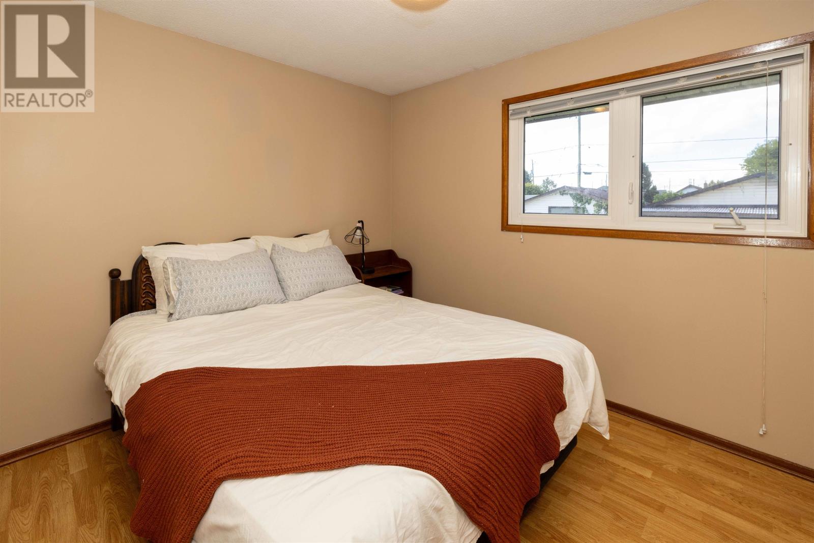 115 Mary ST E - Image 10