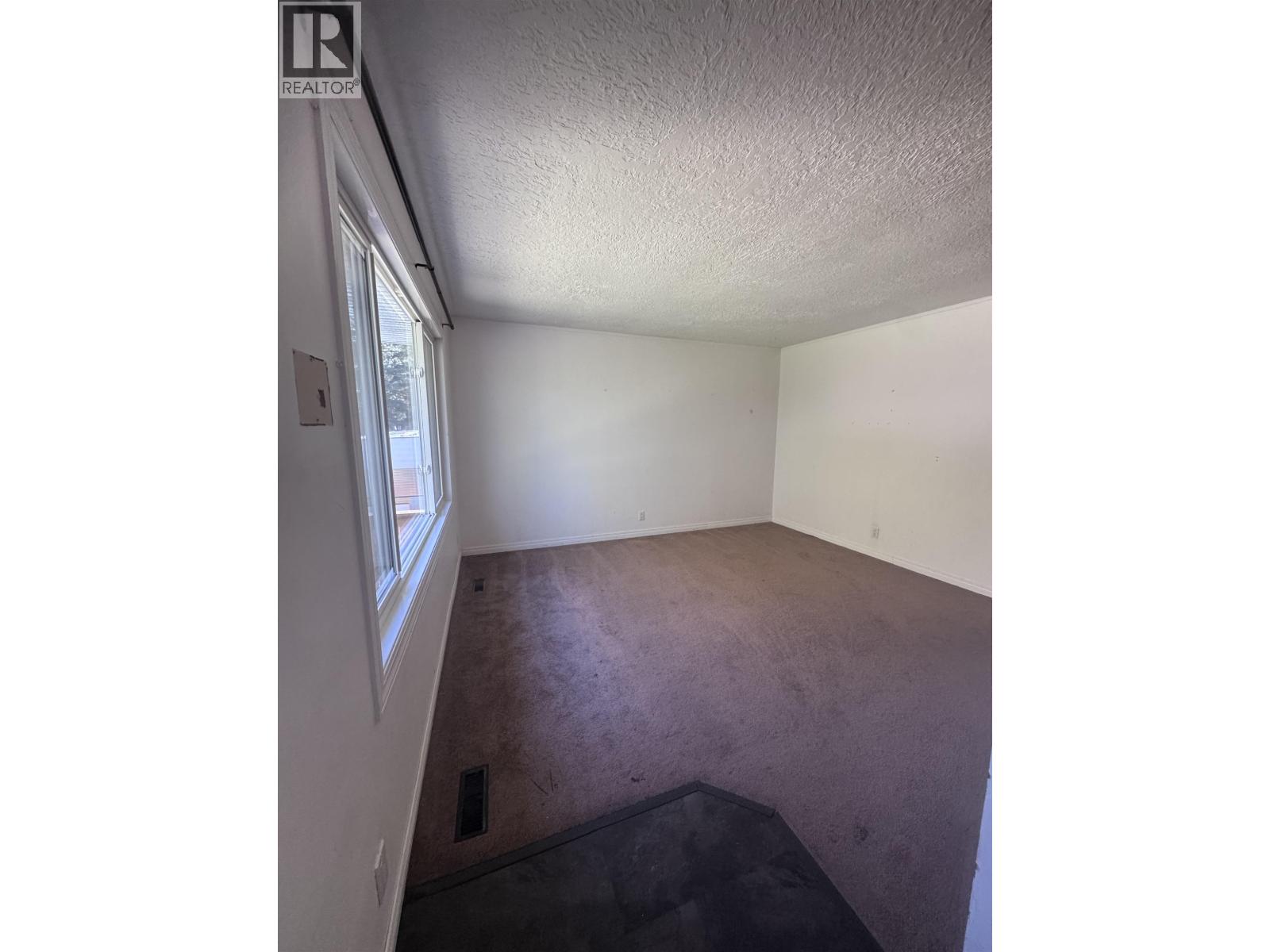 8139 99 AVENUE - Image 10
