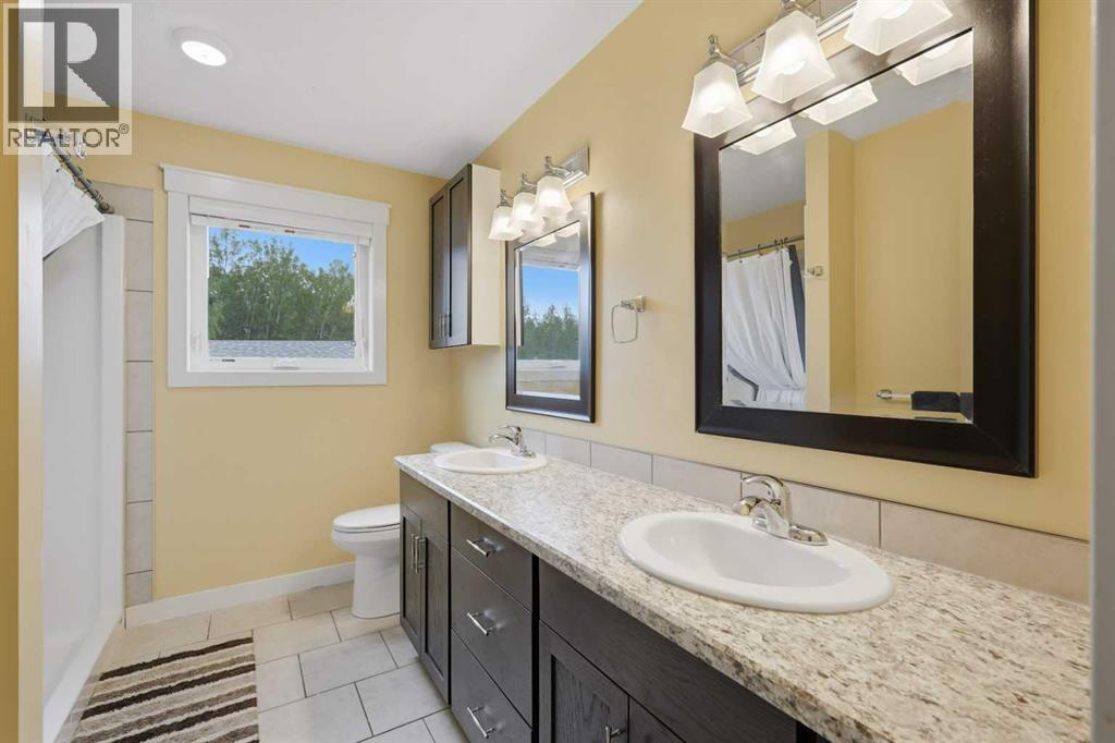 424024 Range Road 14A - 15