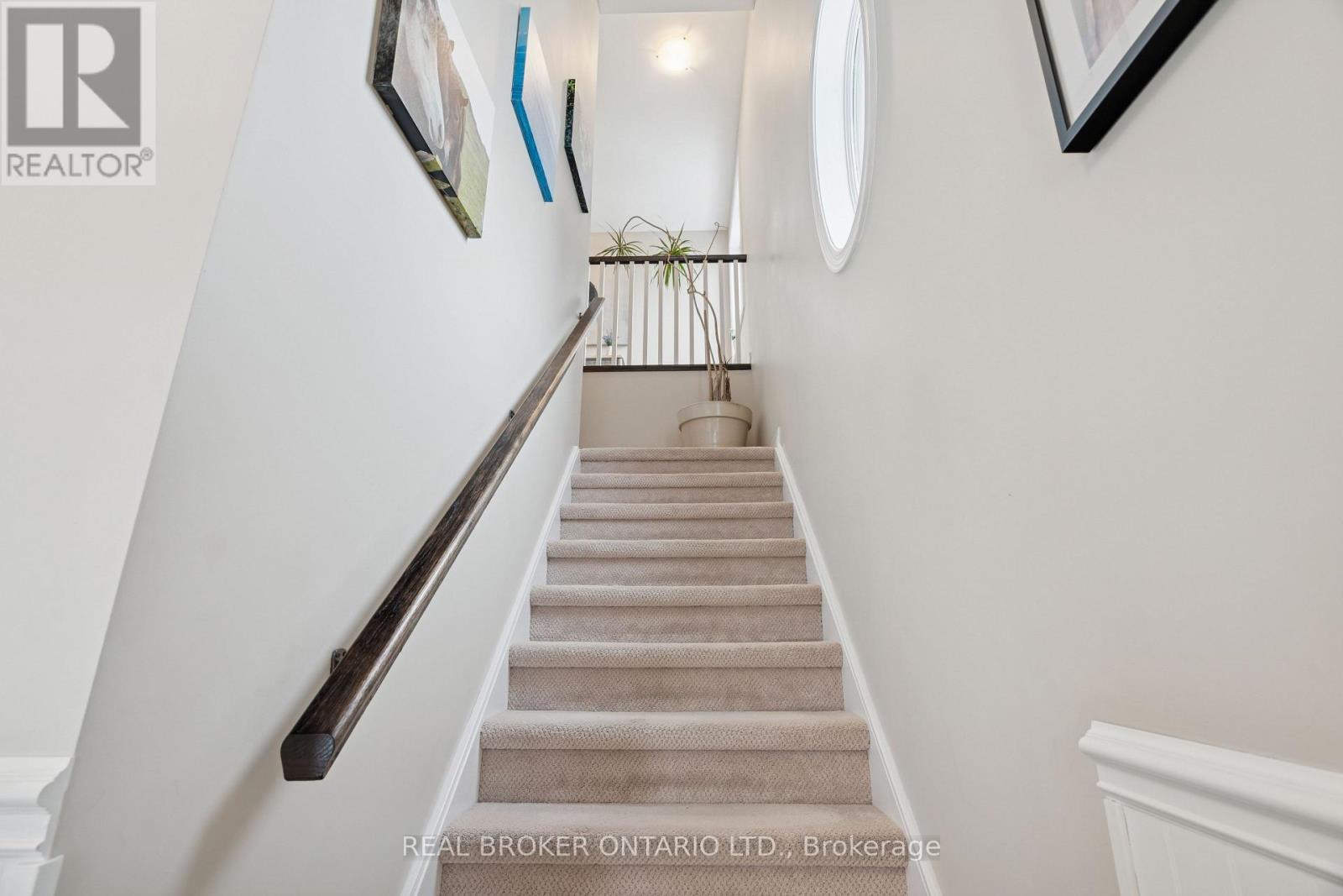 10 CHESTNUT DRIVE - Image 24