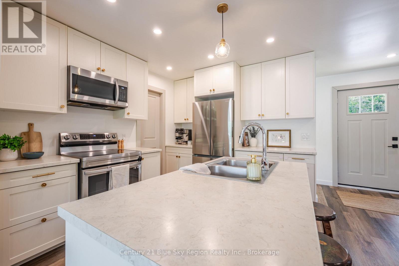 25 ASTOR STREET S - Image 5