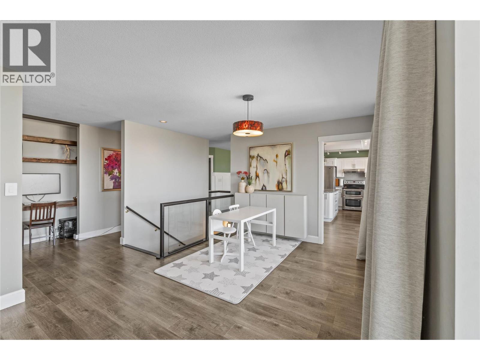 961 GREYSTONE Crescent - Image 10