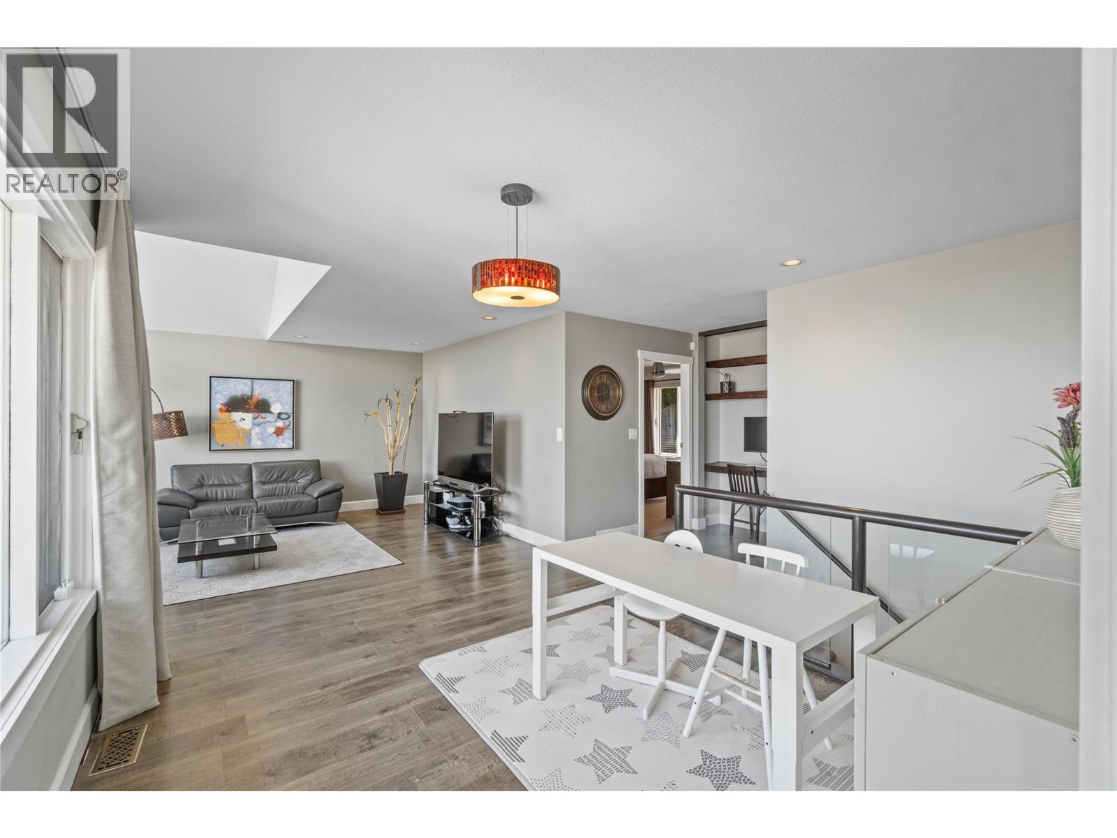 961 GREYSTONE Crescent - Image 20