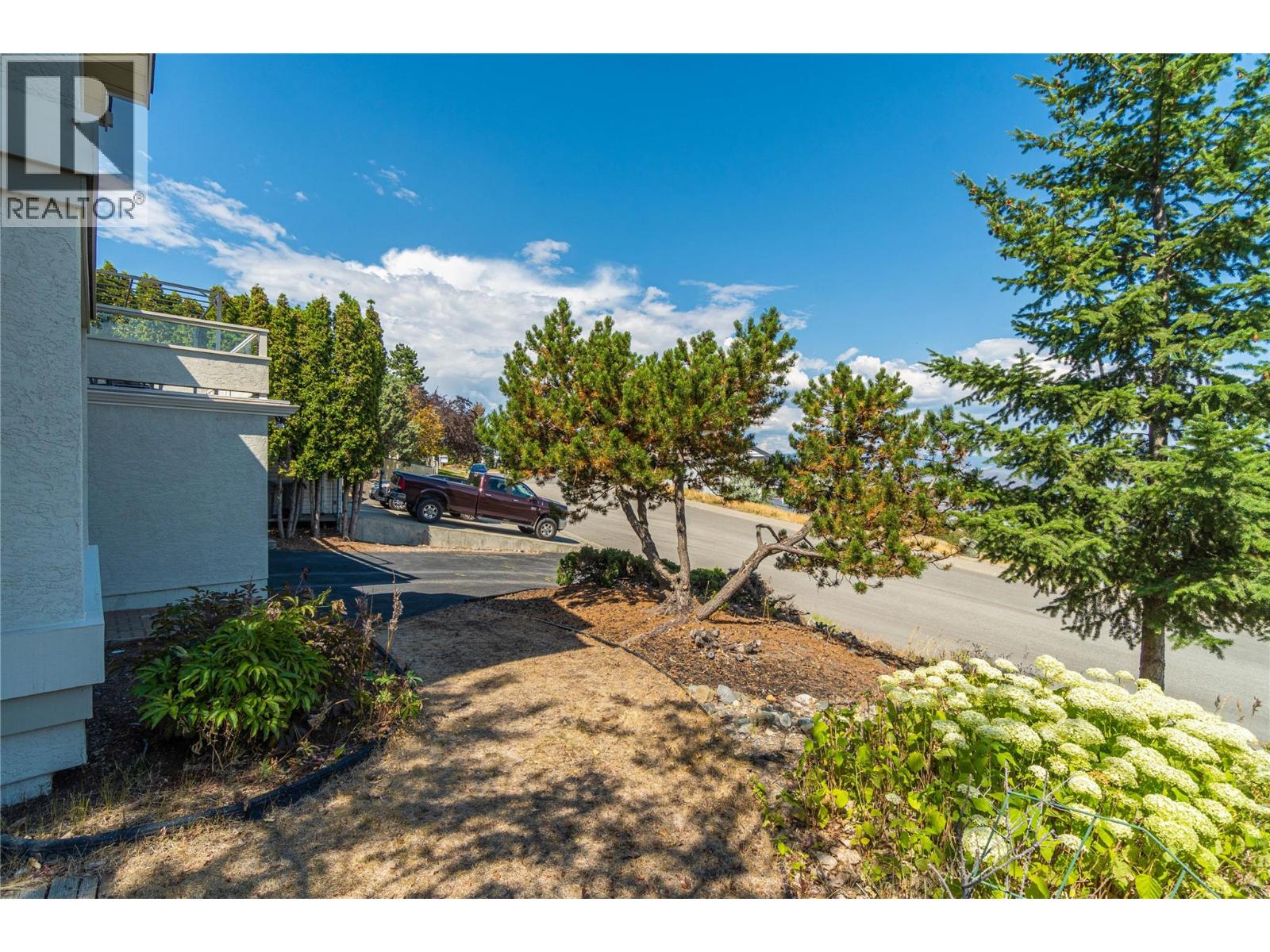 961 GREYSTONE Crescent - Image 39
