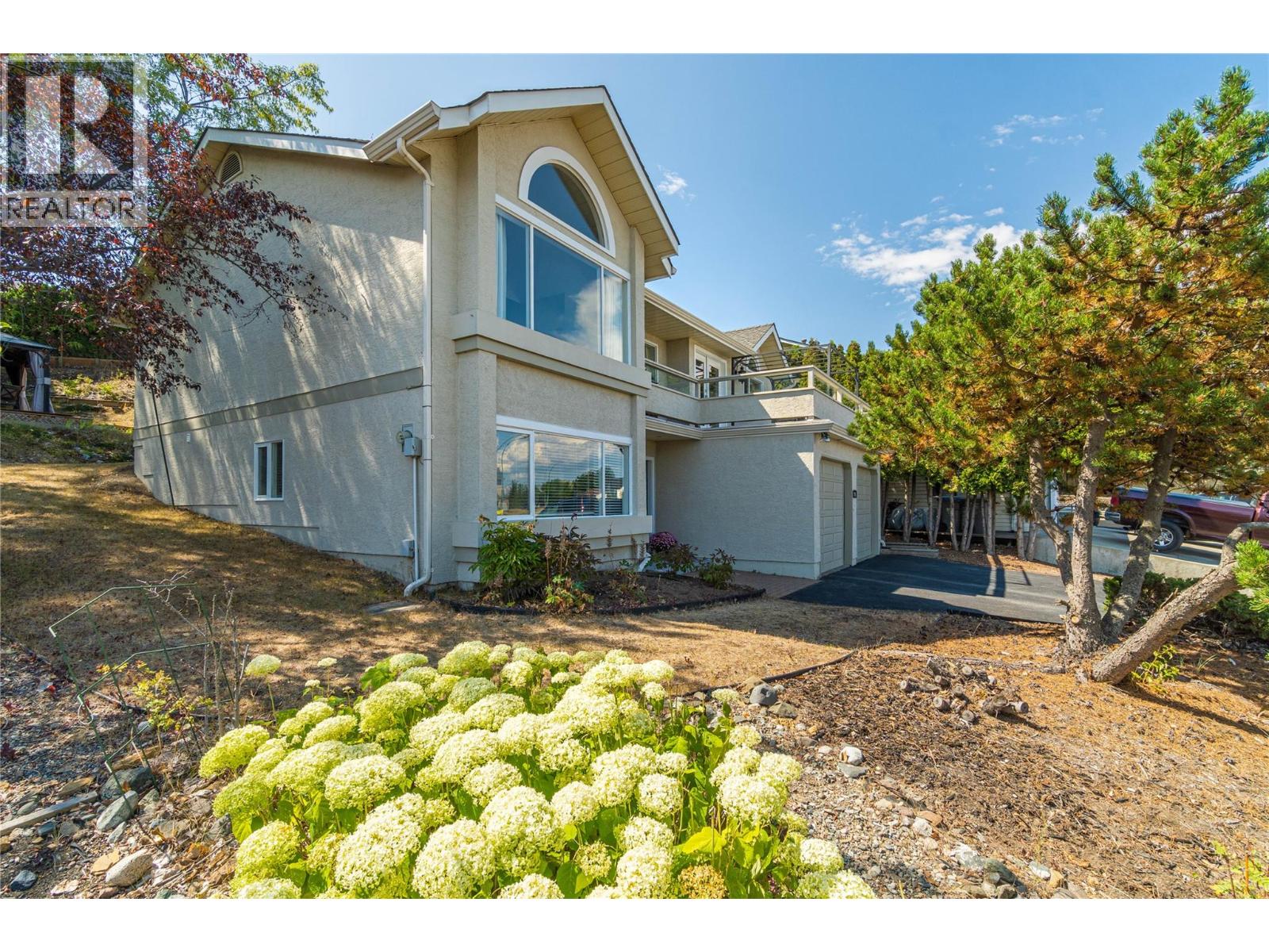 961 GREYSTONE Crescent - Image 40