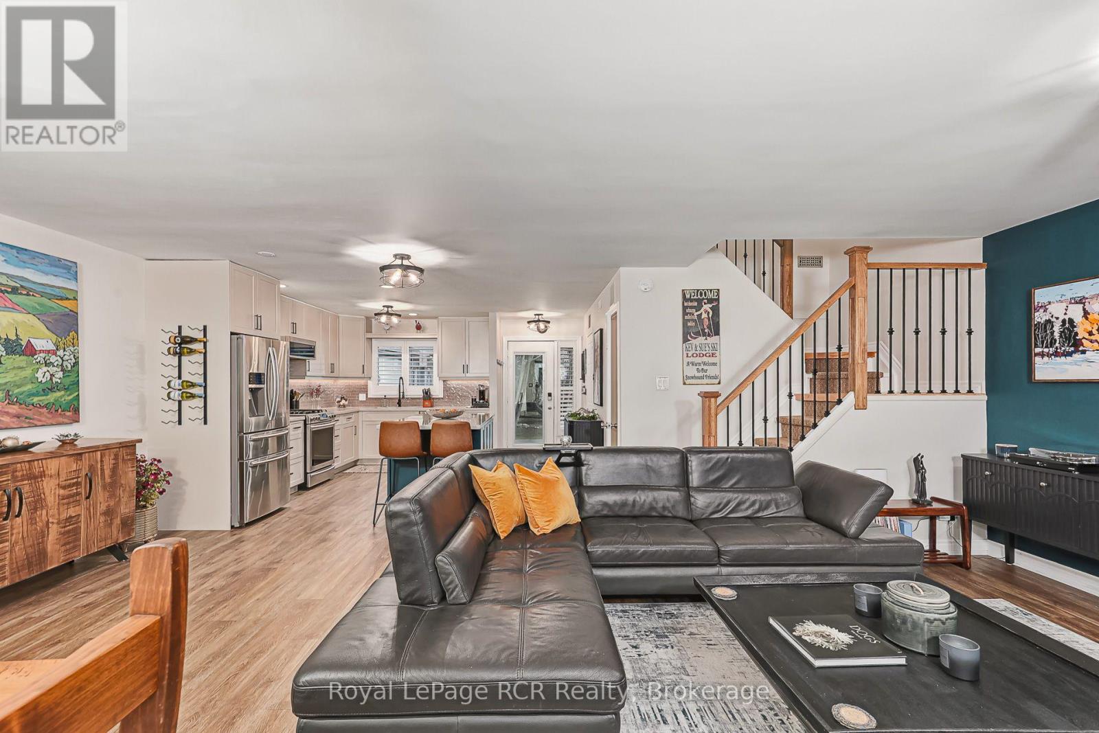 #406 12 DAWSON DRIVE - 12