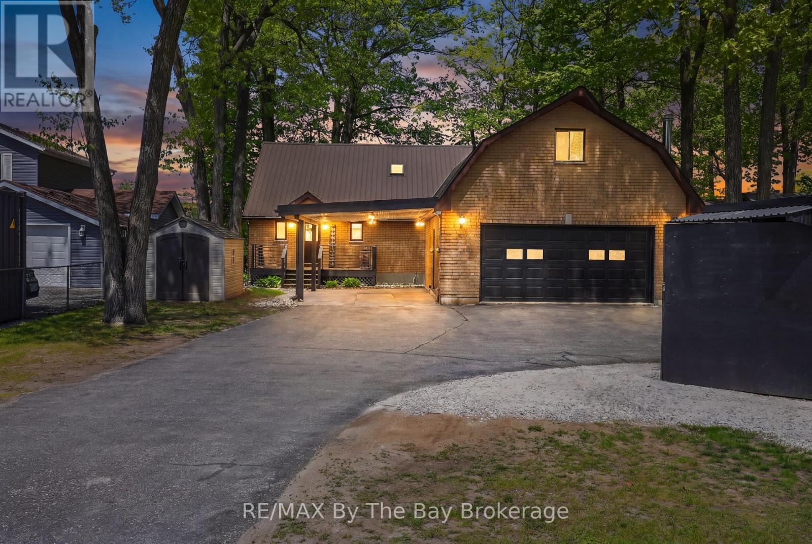 1416 RIVER ROAD W - Image 5