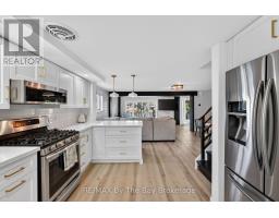 Loft - 1416 River Road W, Wasaga Beach, ON L9Z2W5 Photo 9