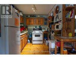 1037 Sunrise Drive S, Gravenhurst, ON P1P1R3 Photo 12