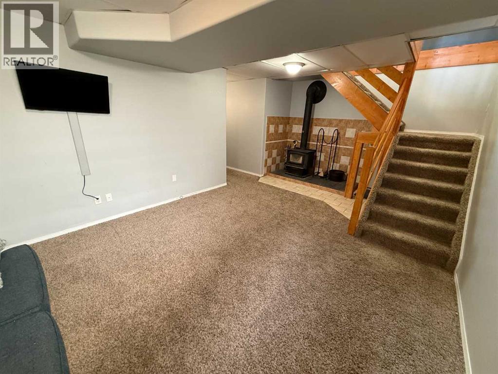 167 Sunwapta Drive - 11