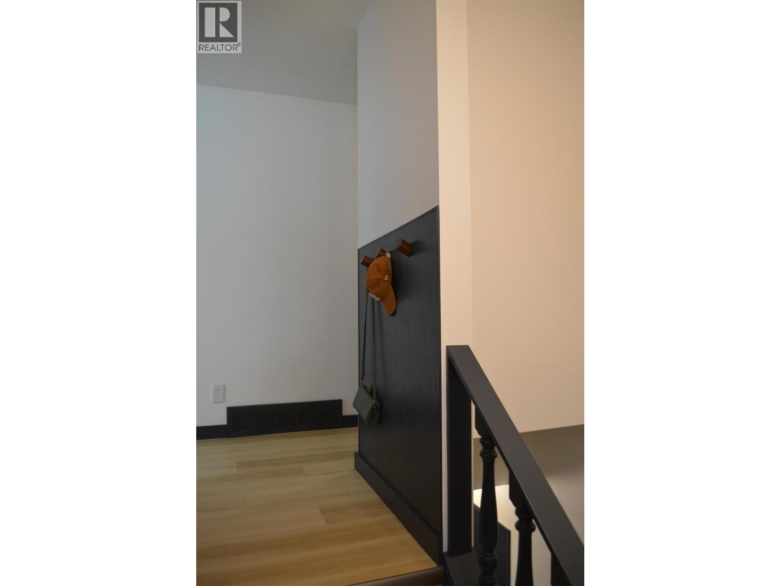 9404 84 STREET - Image 15
