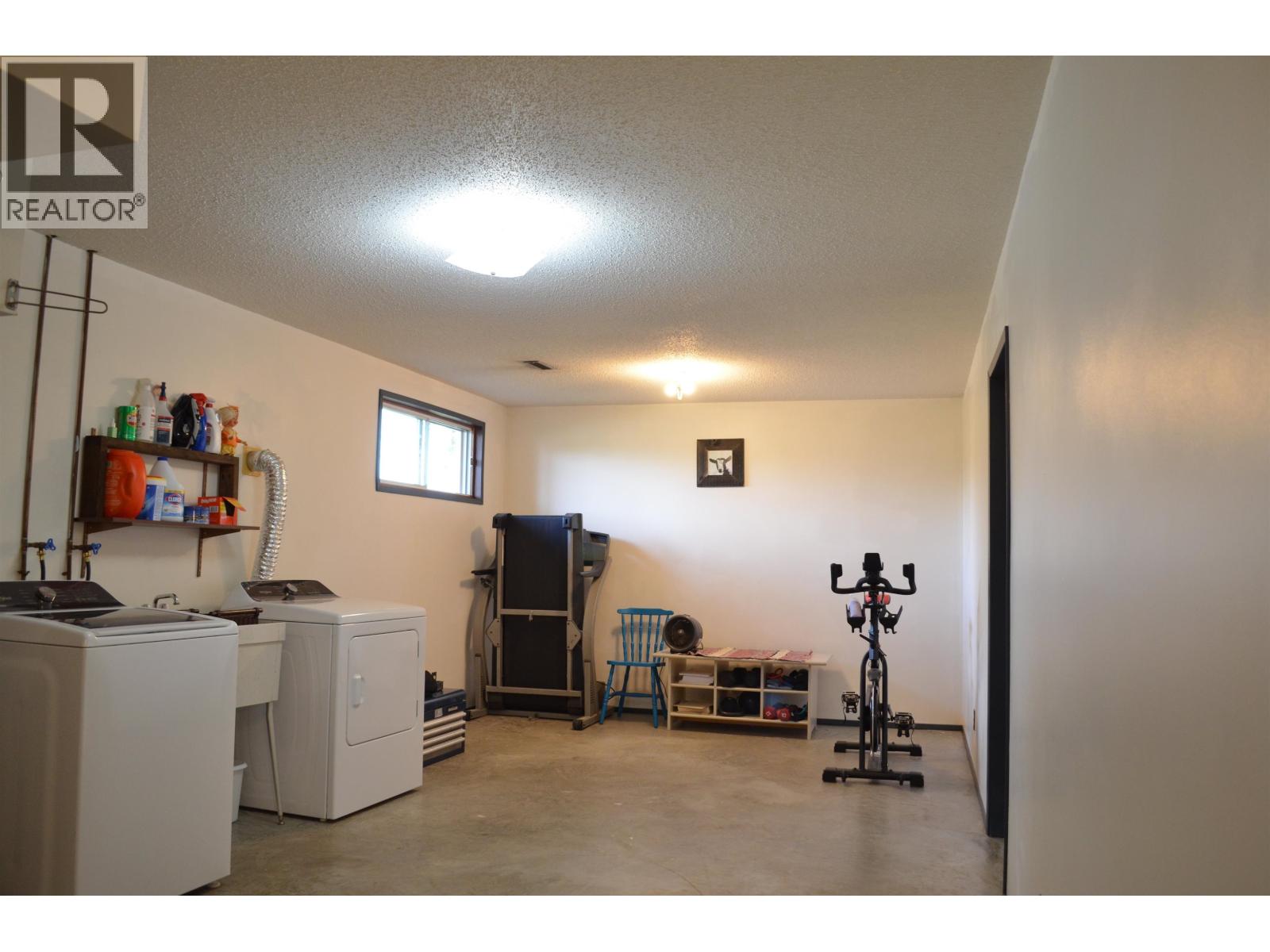 9404 84 STREET - Image 24