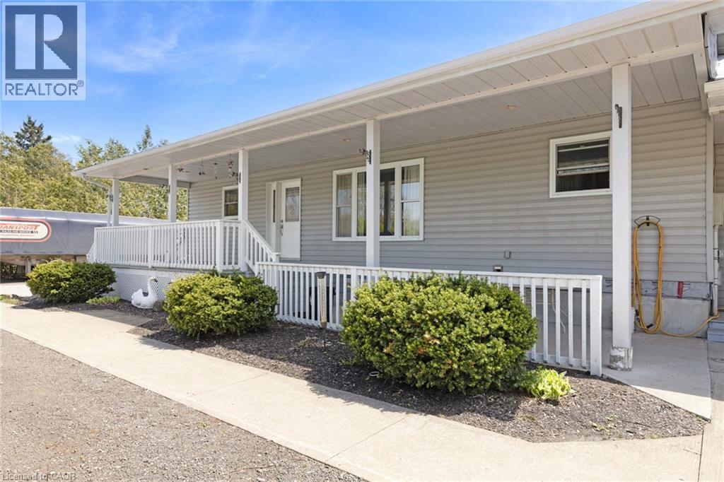 6 SCOTT Street - 6